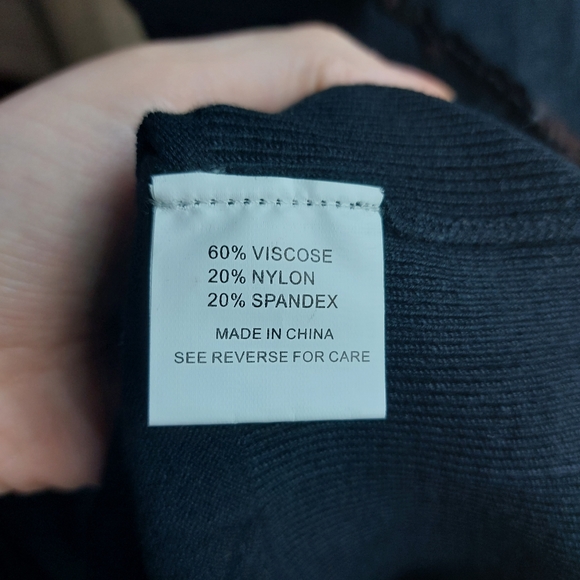 Long sequined top - Picture 3 of 4